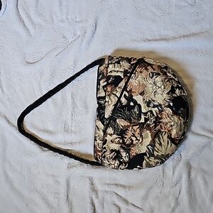 STUNNING VINTAGE CAT TAPESTRY SHOULDER BAG